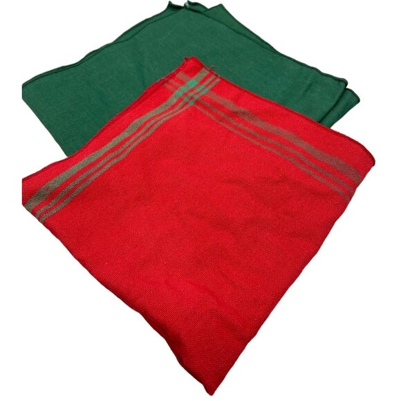 Christmas set of 2 napkins side table cloth red greed striped square READ - Picture 1 of 5
